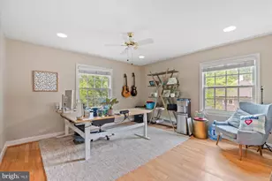 3701 Blackthorn Ct, Chevy Chase, MD 20815 - Photo 25