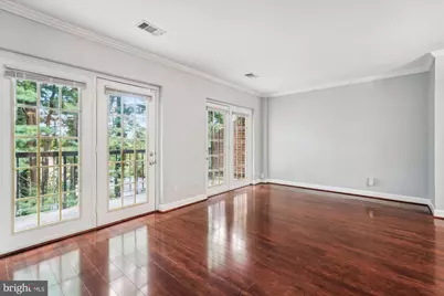 3810 Chesterwood Drive #3810, Silver Spring, MD 20906 - Photo 3