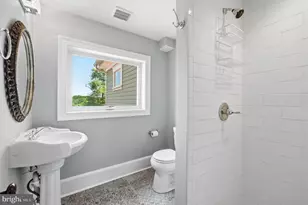 15715 Avery Rd, Rockville, MD 20855 - Photo 41