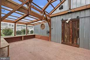 15715 Avery Rd, Rockville, MD 20855 - Photo 57