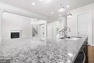 11524 Dogwood Hills Dr, Clarksburg, MD 20871 - Photo 7