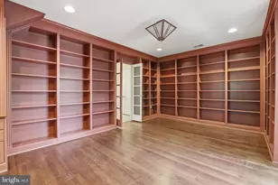 7305 Masters Dr, Potomac, MD 20854 - Photo 19