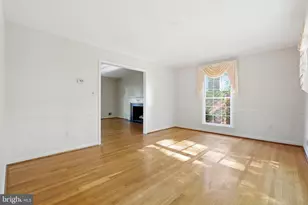 7305 Masters Dr, Potomac, MD 20854 - Photo 5