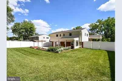 9823 Singleton Drive, Bethesda, MD 20817 - Photo 7
