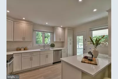 9823 Singleton Drive, Bethesda, MD 20817 - Photo 15