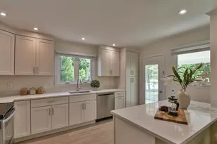 9823 Singleton Dr, Bethesda, MD 20817 - Photo 15