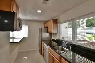 9823 Singleton Dr, Bethesda, MD 20817 - Photo 37