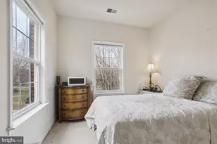 310 Garden View Square, Rockville, MD 20850 - Photo 15