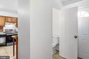 19740 Wootton Ave, Poolesville, MD 20837 - Photo 9