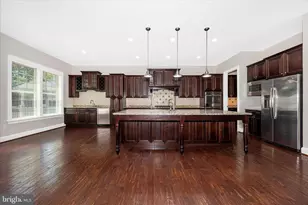 100 Castle Oak Ct, Clarksburg, MD 20871 - Photo 9