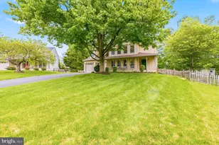 17709 Crystal Spring Terrace, Ashton, MD 20861 - Photo 3