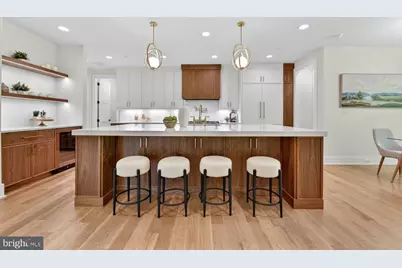 7601 Maryknoll Avenue, Bethesda, MD 20817 - Photo 9