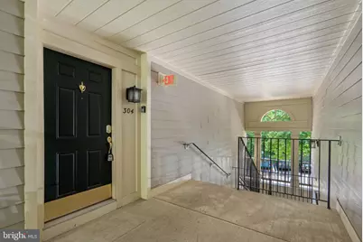 111 Timberbrook Lane #304, Gaithersburg, MD 20878 - Photo 5