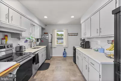 7301 Chrome Mine Road, Gaithersburg, MD 20882 - Photo 13