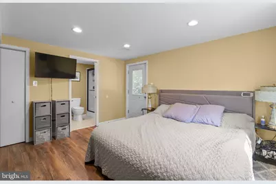 7301 Chrome Mine Road, Gaithersburg, MD 20882 - Photo 33