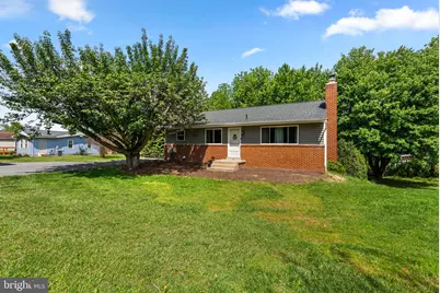 7301 Chrome Mine Road, Gaithersburg, MD 20882 - Photo 3