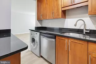 7333 New Hampshire Ave, Takoma Park, MD 20912 - Photo 7