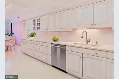 4550 N Park Avenue #910, Chevy Chase, MD 20815 - Photo 11