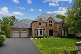 9860 Avenel Farm Dr, Potomac, MD 20854 - Photo 3