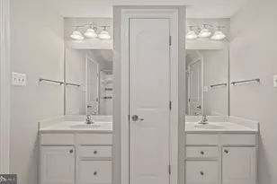 643 Pullman Pl, Gaithersburg, MD 20877 - Photo 43