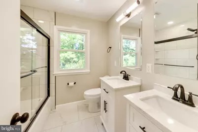 8 Barrington Fare, Rockville, MD 20850 - Photo 31