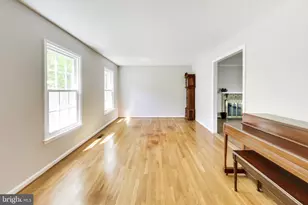 8 Barrington Fare, Rockville, MD 20850 - Photo 5
