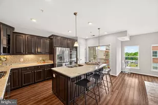 611 Diamondback Dr, Gaithersburg, MD 20878 - Photo 13