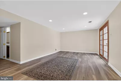 220 Pender, Rockville, MD 20850 - Photo 7