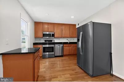 220 Pender, Rockville, MD 20850 - Photo 3