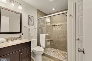 5300 Alta Vista Rd, Bethesda, MD 20814 - Photo 23