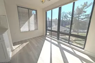 18001 Chalet Dr, Germantown, MD 20874 - Photo 9