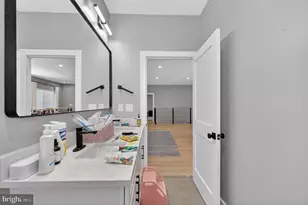 7121 W Greenvale Pkwy, Chevy Chase, MD 20815 - Photo 31