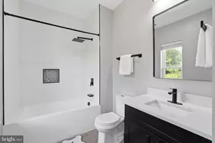 7121 W Greenvale Pkwy, Chevy Chase, MD 20815 - Photo 37