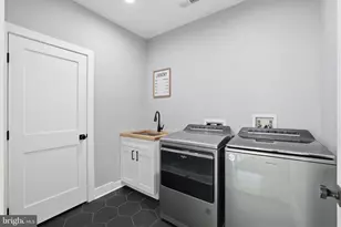 7121 W Greenvale Pkwy, Chevy Chase, MD 20815 - Photo 39