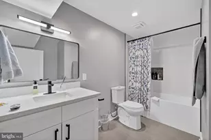 7121 W Greenvale Pkwy, Chevy Chase, MD 20815 - Photo 41