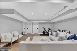 7121 W Greenvale Pkwy, Chevy Chase, MD 20815 - Photo 39