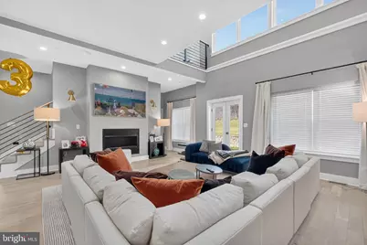 7121 W Greenvale Parkway, Chevy Chase, MD 20815 - Photo 5