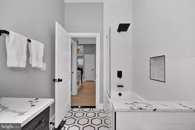 7121 W Greenvale Parkway, Chevy Chase, MD 20815 - Photo 15