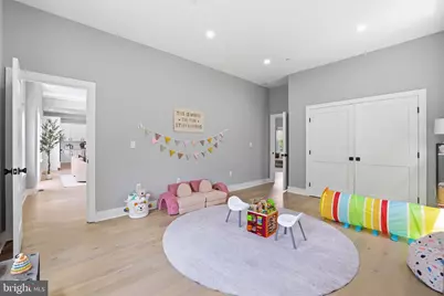 7121 W Greenvale Parkway, Chevy Chase, MD 20815 - Photo 25