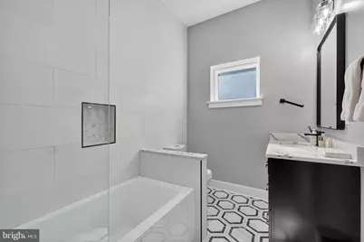 7121 W Greenvale Parkway, Chevy Chase, MD 20815 - Photo 13