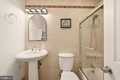 8400 Thornden Terrace, Bethesda, MD 20817 - Photo 9