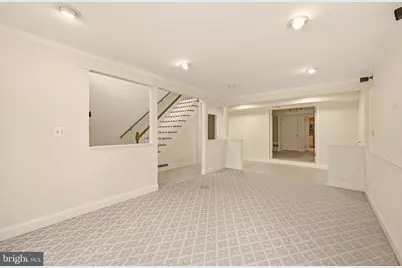 8400 Thornden Terrace, Bethesda, MD 20817 - Photo 15