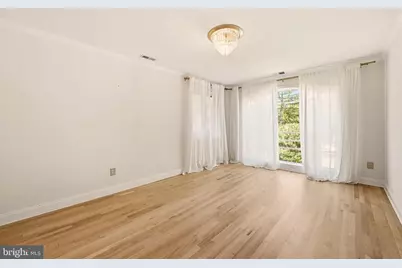 8400 Thornden Terrace, Bethesda, MD 20817 - Photo 3
