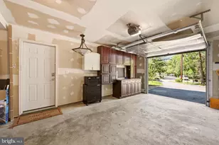 8400 Thornden Terrace, Bethesda, MD 20817 - Photo 25