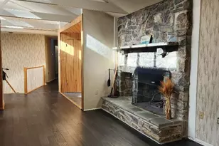 8410 Hawkins Creamery Rd, Gaithersburg, MD 20882 - Photo 13
