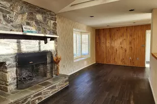 8410 Hawkins Creamery Rd, Gaithersburg, MD 20882 - Photo 15