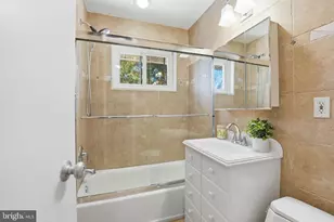 5364 Pooks Hill Rd, Bethesda, MD 20814 - Photo 15