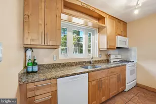 5364 Pooks Hill Rd, Bethesda, MD 20814 - Photo 9