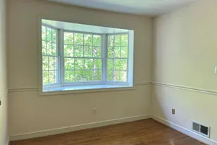 6907 Wilson Ln, Bethesda, MD 20817 - Photo 9