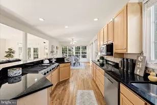 8711 Seven Locks Rd, Bethesda, MD 20817 - Photo 27